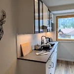 Chic Alpine Oasis In With Mountain View Lejlighed